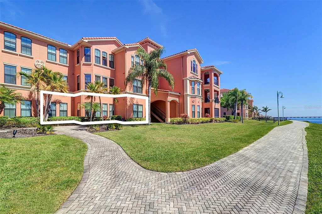 2 bed, 2.0 bath, 1230 sqft, $2,750 — Photo 2