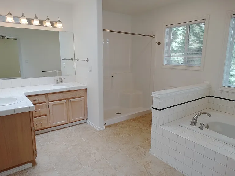 16655 SW Springwater Ct — Photo 16