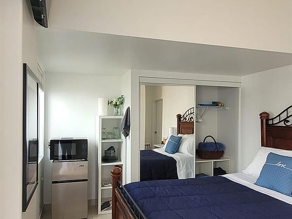 3rd image of 15633 SW 13th Ter #0