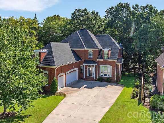 2nd image of 4995 Rea Rd