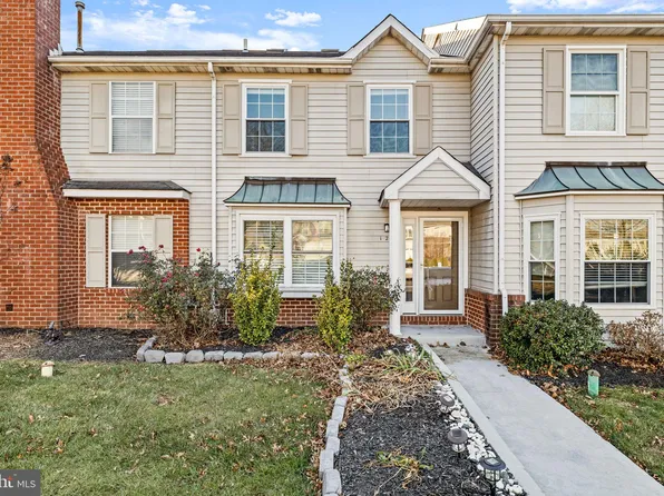 125 Regal Ct, Royersford, PA 19468