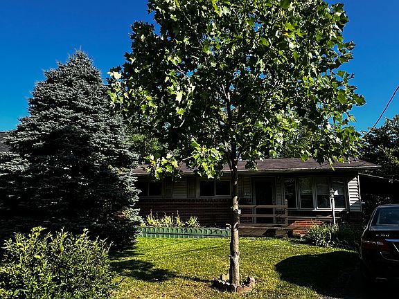 5th image of 8625 Darnell Ave