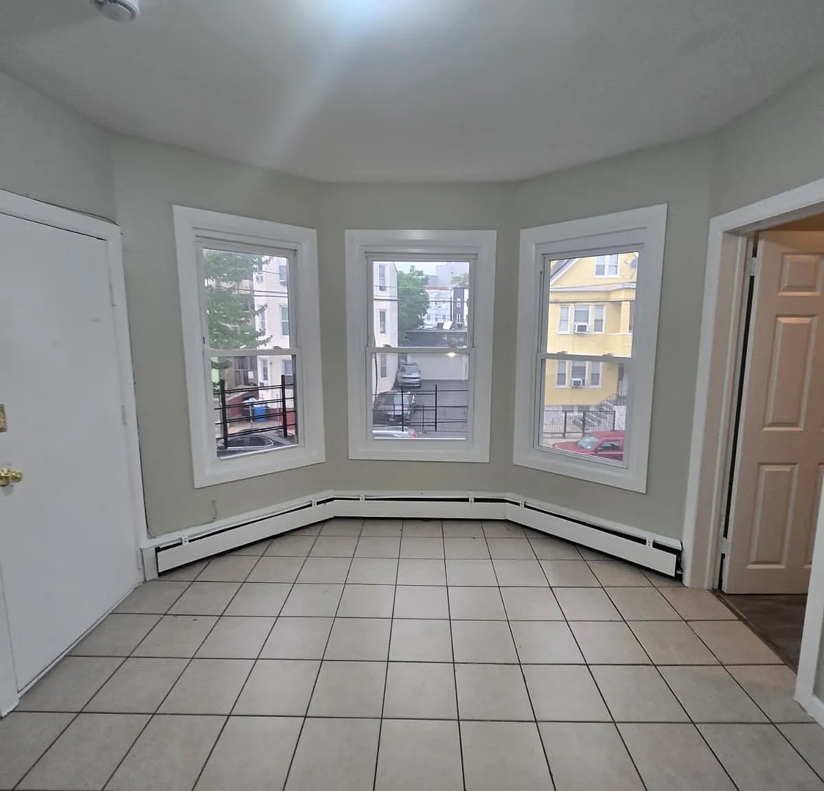 2 bed, $1,825 — Photo 1