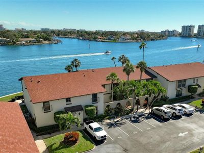 525 Plaza Seville Ct APT 51, Treasure Island, FL, 33706