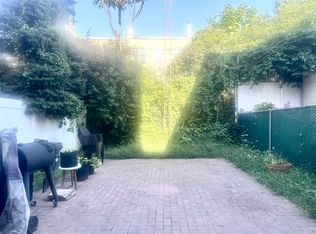 68 Hausman St #1, Brooklyn, NY