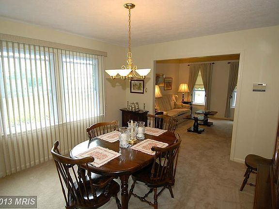 4th image of 10001 Damascus Hill Ct