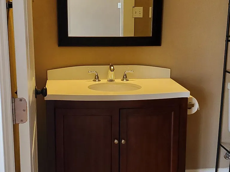 444 Elm Ave SW — Photo 22