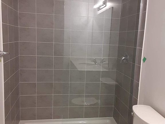 5th image of 110 Fergus Ave #33
