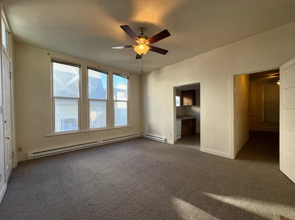 446 E 12th Ave #2, Eugene, OR 97401