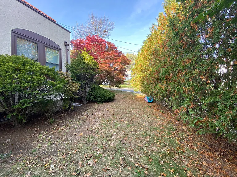 Richfield Rd — Photo 48