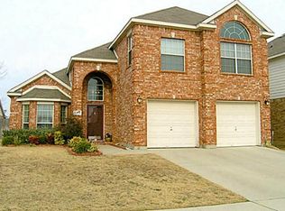 4544 Corner Brook Ln, Fort Worth, TX