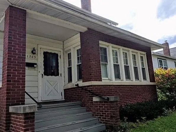 1705 Regent St, Madison, WI 53726