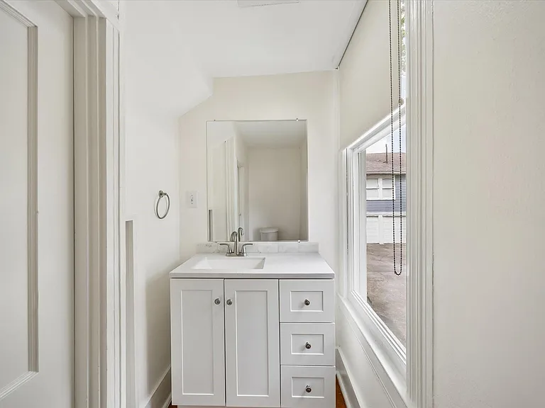 1229 Heights Blvd — Photo 16