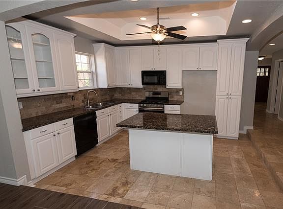 5th image of 16821 Davenport Ct