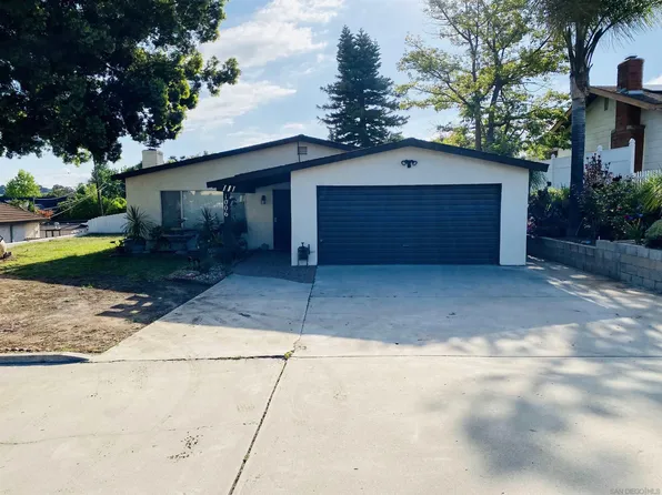 1006 Knoll Park Ln, Fallbrook, CA 92028