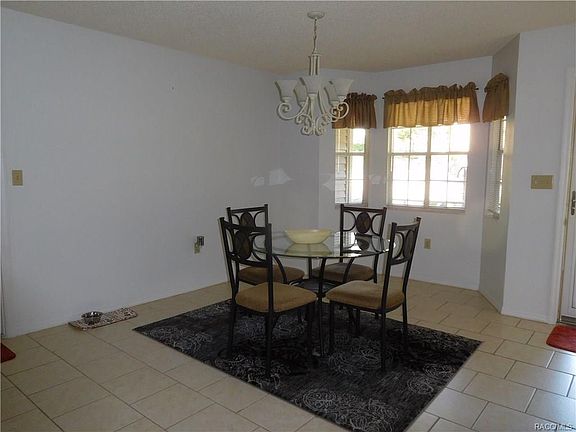 3rd image of 3630 N Laurelwood Loop