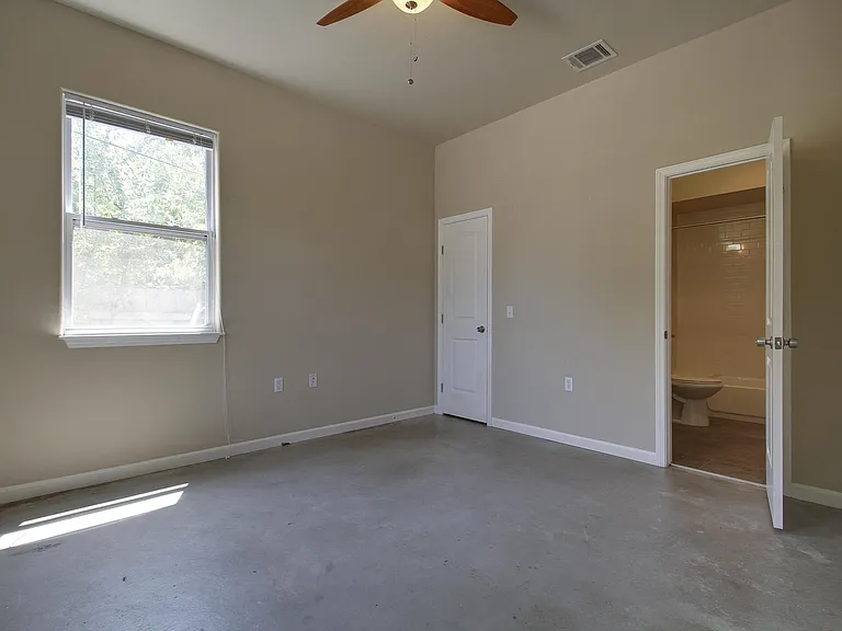 4509 Depew Ave — Photo 17