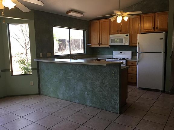 3rd image of 10273 E Sky Castle Way