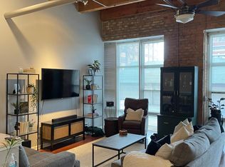 701 W Jackson Blvd #109P, Chicago, IL 60661