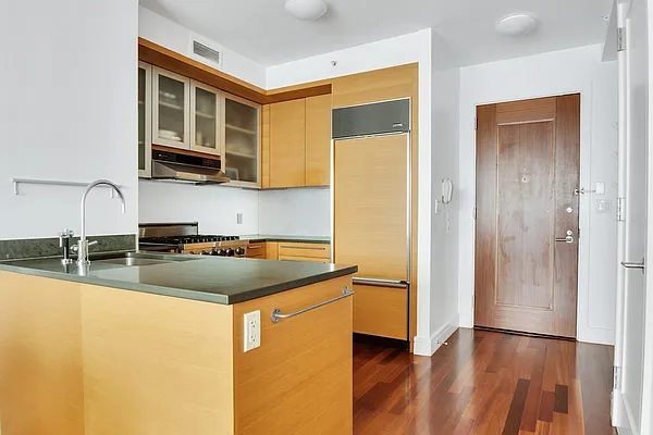 Rented by Bold New York | media 21