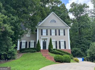 18 Dean Overlook Dr NW, Atlanta, GA 30318