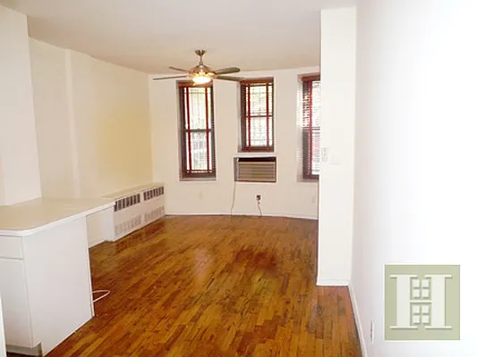 Rented by Halstead Real Estate | media 20