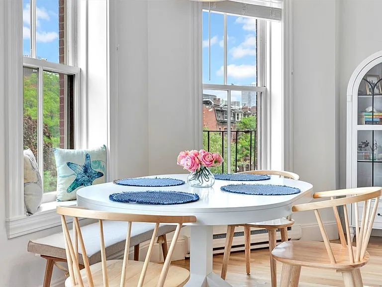 6 Columbus Sq #3 — Photo 21