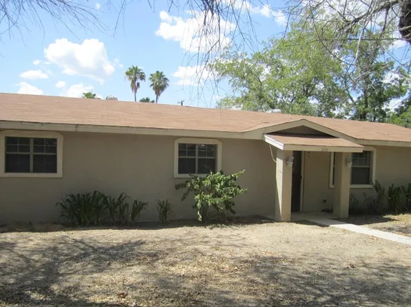 506 S 11th St, Carrizo Springs, TX 78834