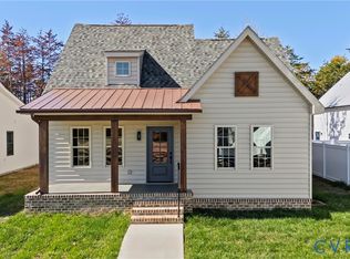 201 Zion Dr, Farmville, VA 23901