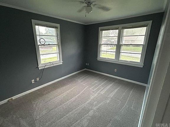 5th image of 301 Park Pl
