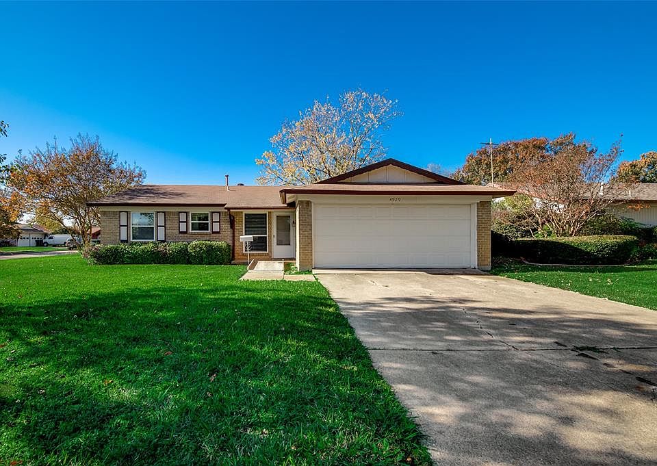 1st image of 4929 Pinehurst Dr