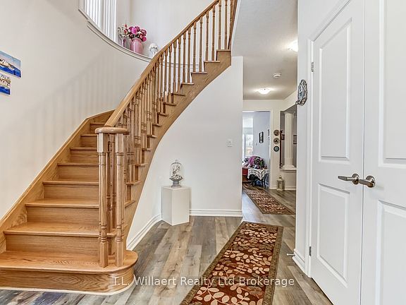 4th image of 42 Seaton Cres