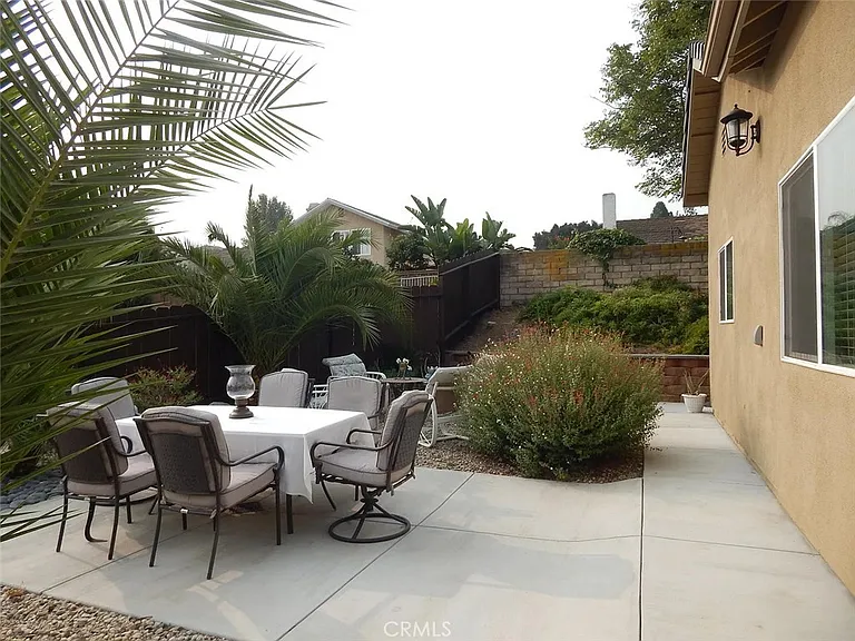 3028 Wauneta St — Photo 3