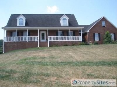 631 Lovely Mount Dr, Radford, VA, 24141