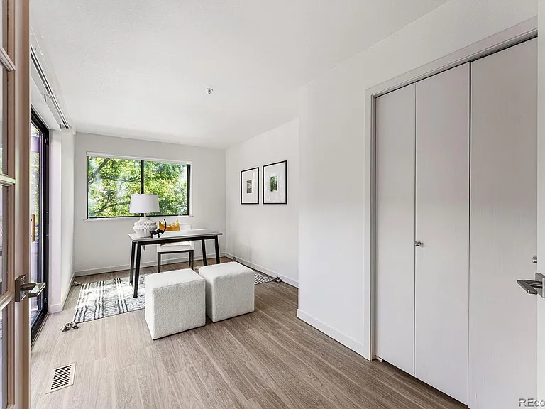 824 Walnut St #E — Photo 11