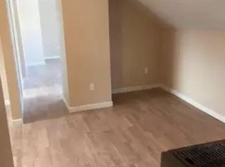 86 Hanover St FLOOR 3, Fall River, MA 02720