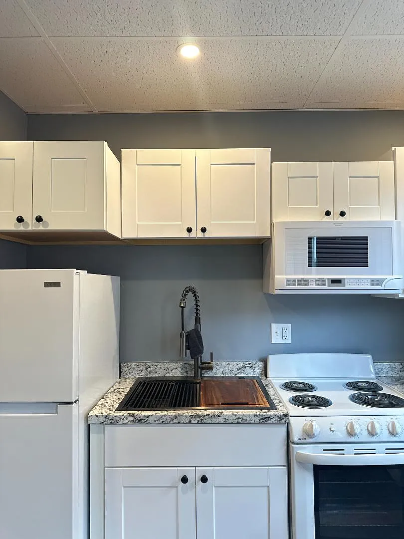 6 N Main St - Unit 6G | Studio Apartment — Photo 3