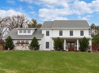 423 Glen Ct, Hudson, WI 54016