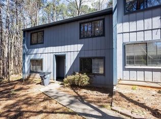 911 Pine Oak Trl, Austell, GA 30168