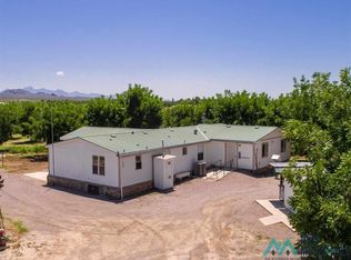 235 Sunken Train Pl, Radium Springs, NM 88054
