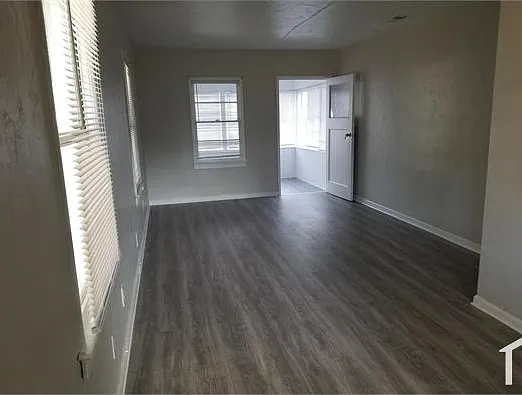868 Bunker Hill Blvd — Photo 4