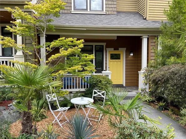 16 B W Etruria Street, Seattle, WA 98119