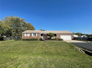 206 W 7th Ave, Rankin, IL 60960