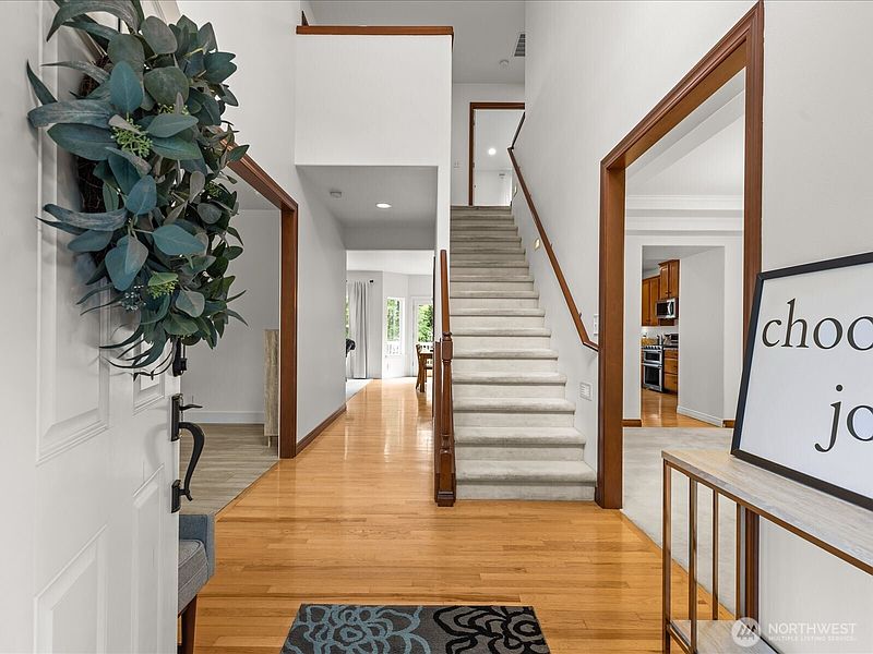 3rd image of 20832 104th Street SE
