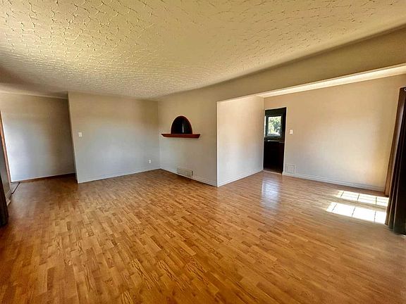2nd image of 4406 W Fordham Cres SE