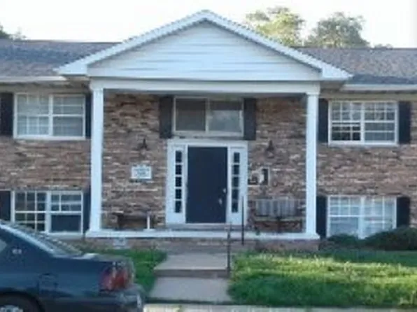 1217 W Chestnut St, Chillicothe, IL 61523