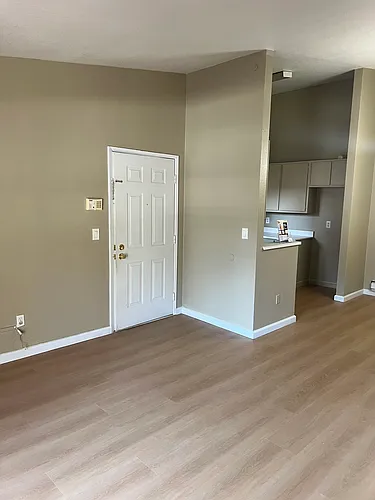 7 Lancaster Cir #235 Photo 1