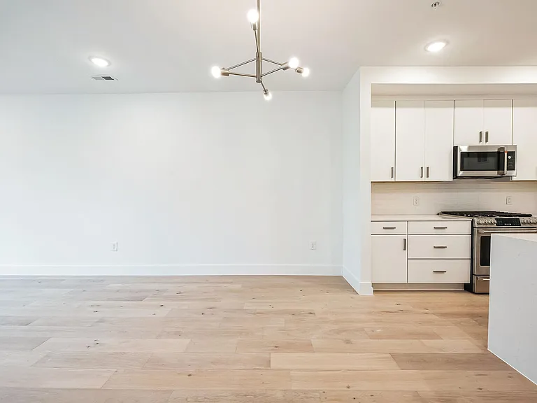 29 Enterprise St #106 — Photo 7