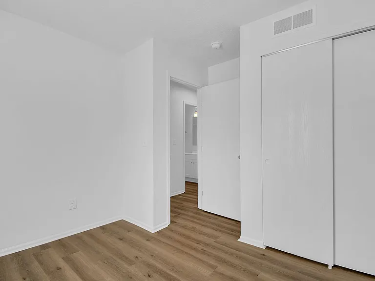 Cherry Bottom Townhomes — Photo 16
