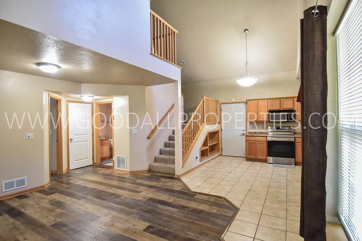 Building Photo - 4307 154th St